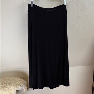 JONES NEW YORK Petite Black Gored A-Line Skirt. Size PM